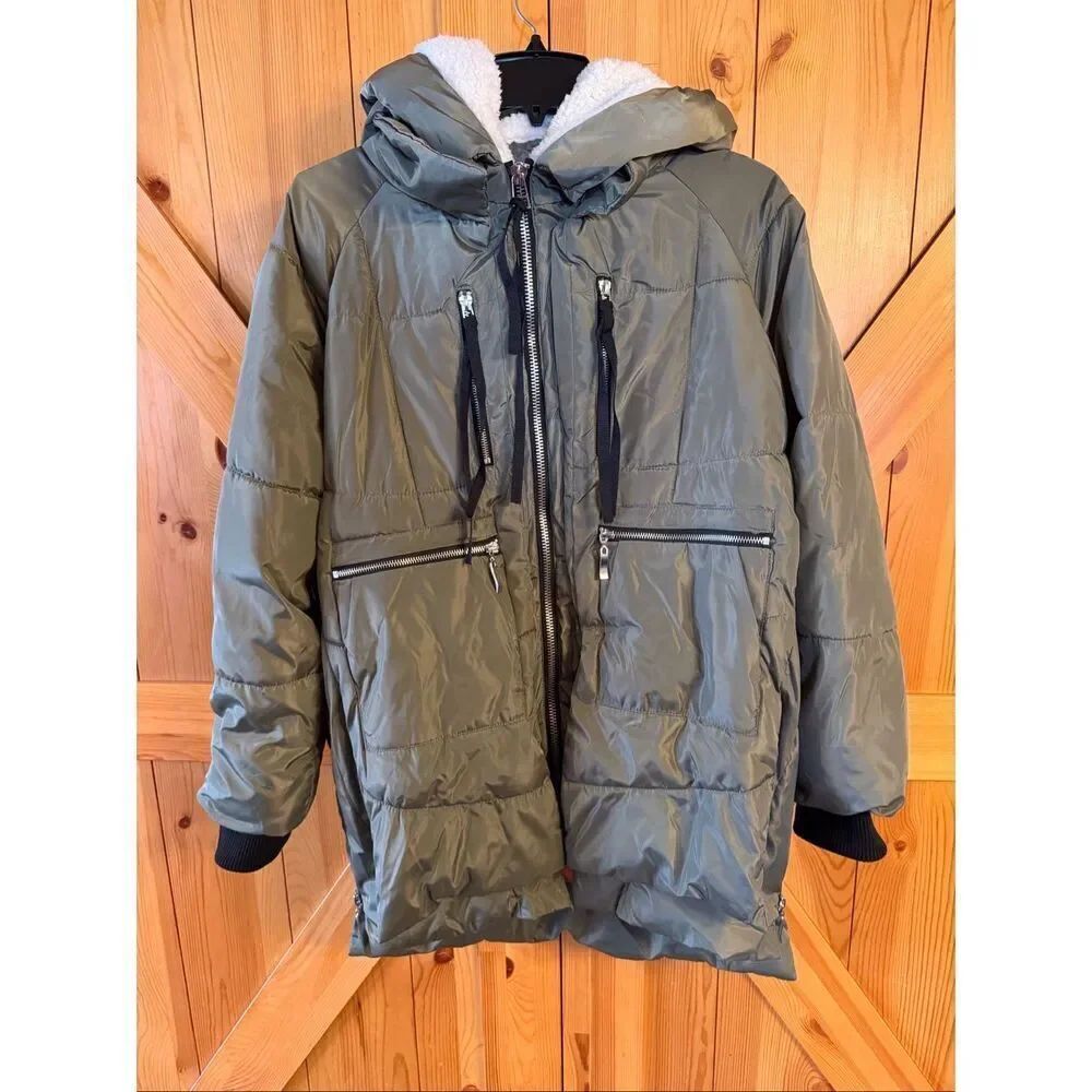 Ci Sono Green Faux Sherpa Lined Hood Puff Jacket Size Medium (6741)